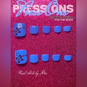 Blue Floral Nail Art Set